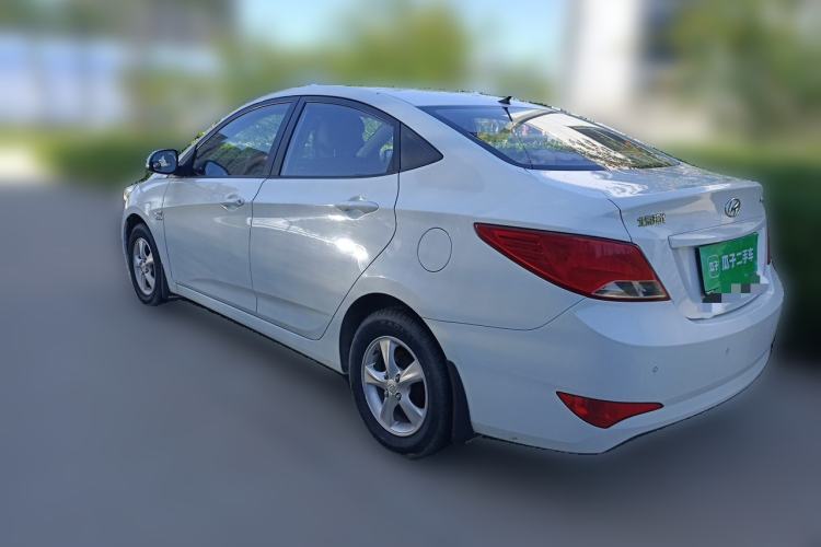 Used Hyundai Verna (older generation) 2014 1.4L Manual Smart GLS Trim Exterior 3