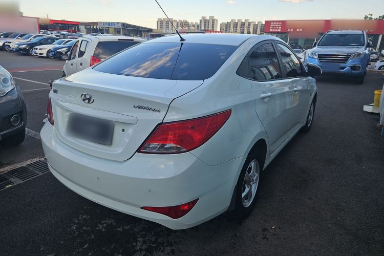 Used Hyundai Verna (older generation) 2014 1.4L Automatic Smart GLS Exterior 3