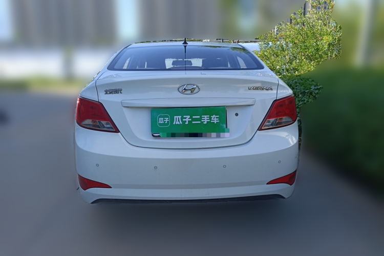 Used Hyundai Verna (older generation) 2014 1.4L Manual Smart GLS Trim Exterior 4