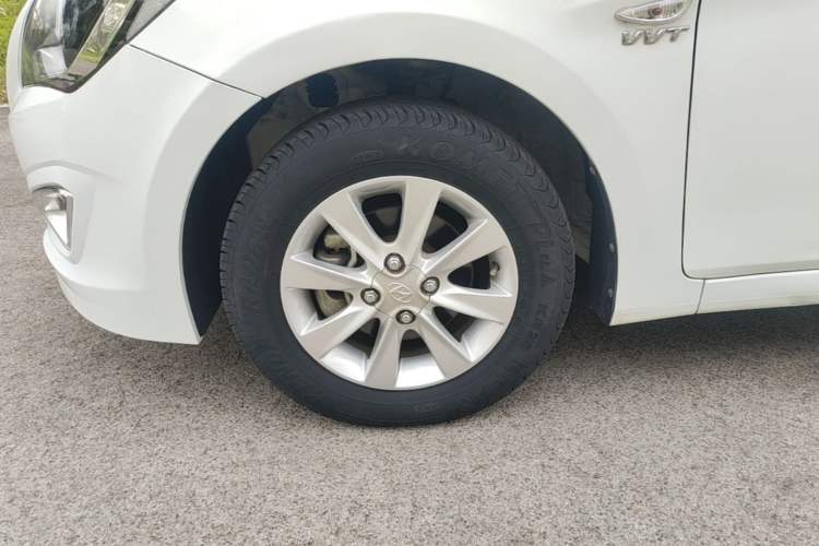 Used Hyundai Verna (older generation) 2014 1.4L Manual Smart GLS Trim Exterior 4