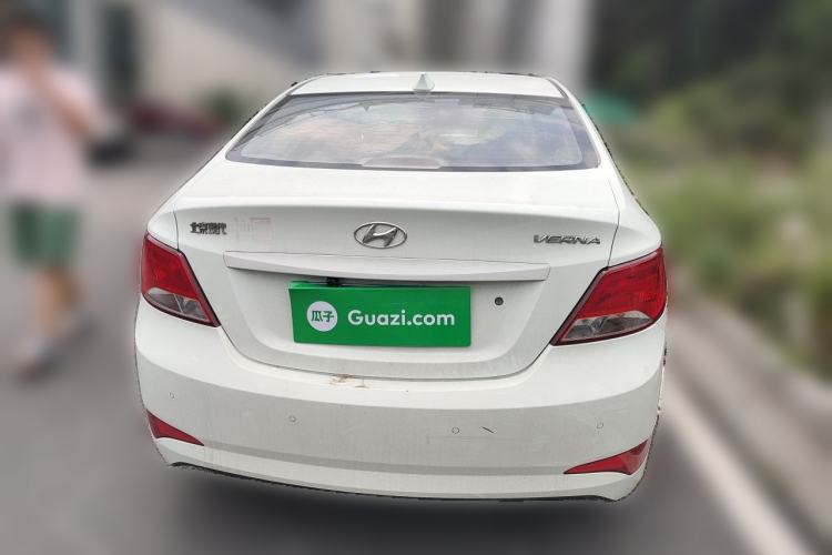 Used Hyundai Verna (older generation) 2014 1.4L Automatic Smart GLS Exterior 4