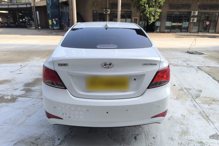 Used Hyundai Verna (older generation) 2014 1.4L Manual Smart GLS Trim Exterior 4