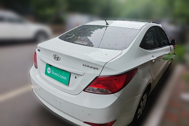 Used Hyundai Verna (older generation) 2014 1.4L Manual Smart GLS Trim Exterior 5