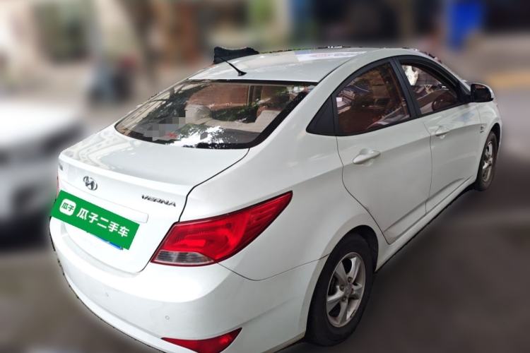 Used Hyundai Verna (older generation) 2014 1.4L Automatic Smart GLS Exterior 5