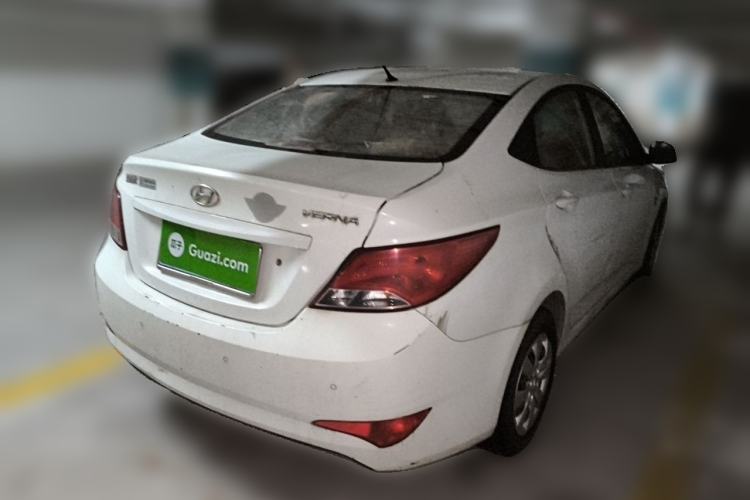 Used Hyundai Verna (older generation) 2014 1.4L Manual Smart GLS Trim Exterior 5