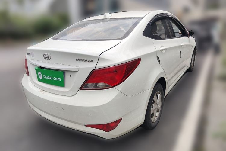 Used Hyundai Verna (older generation) 2014 1.4L Automatic Smart GLS Exterior 5