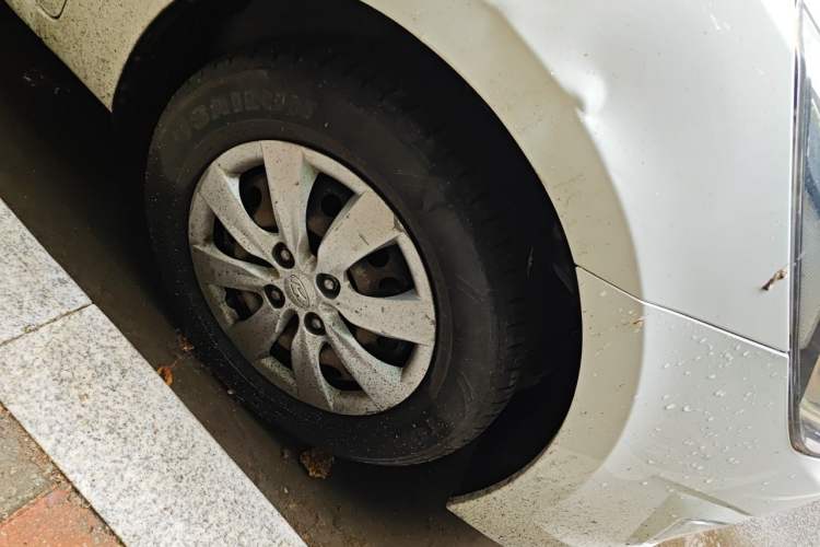 Used Hyundai Verna (older generation) 2014 1.4L Manual Smart GLS Trim Exterior 7