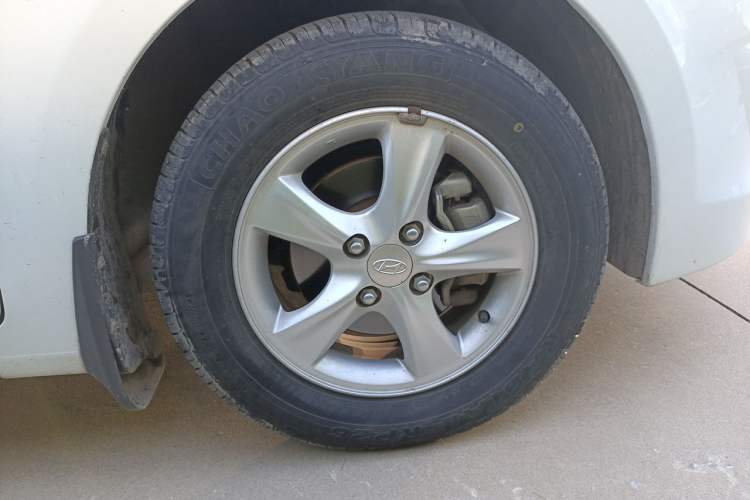 Used Hyundai Verna (older generation) 2014 1.4L Manual Smart GLS Trim Exterior 7