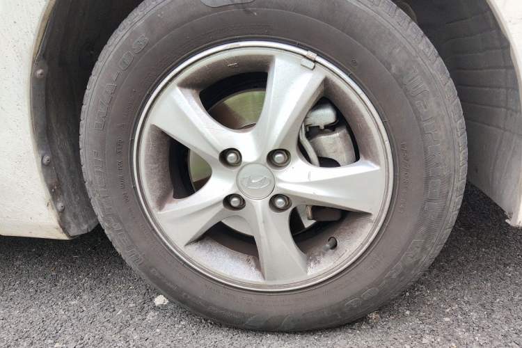 Used Hyundai Verna (older generation) 2014 1.4L Automatic Smart GLS Exterior 7