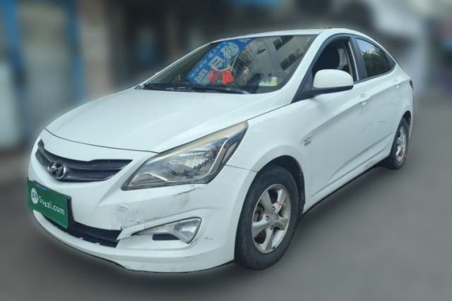 Used Hyundai Verna (older generation) 2014 1.4L Manual Smart GLS Trim