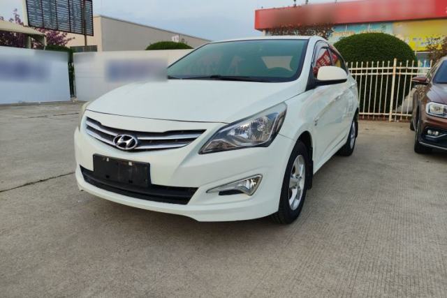Used Hyundai Verna (older generation) 2014 1.4L Manual Smart GLS Trim