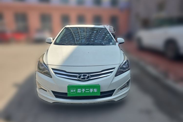 Used Hyundai Verna (older generation) 2014 1.4L Manual Smart GLS Trim Front