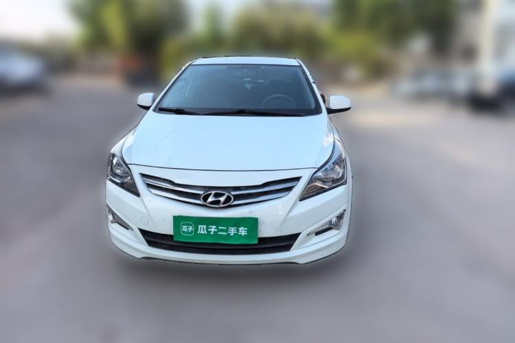 Used Hyundai Verna (older generation) 2014 1.4L Manual Smart GLS Trim Front