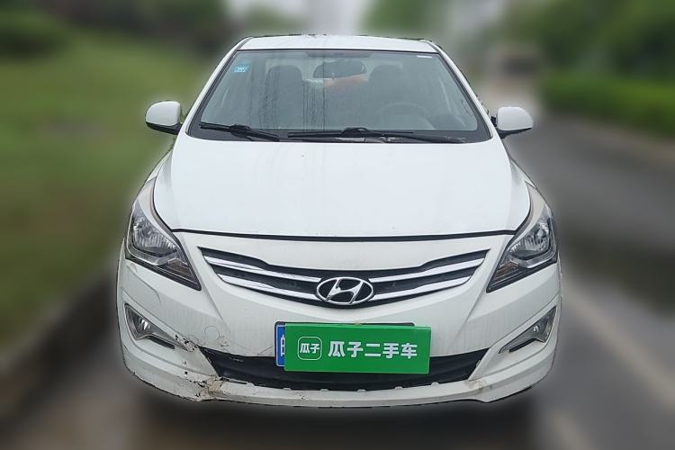 Used Hyundai Verna (older generation) 2014 1.4L Manual Fashion GS Model Front