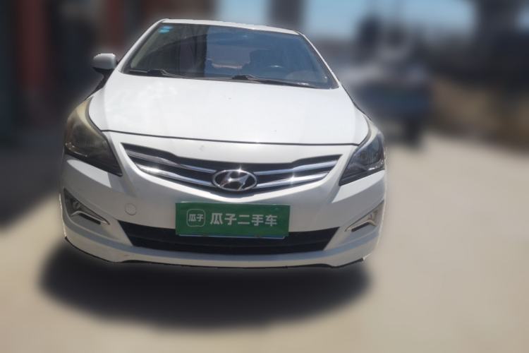 Used Hyundai Verna (older generation) 2014 1.4L Manual Smart GLS Trim Front