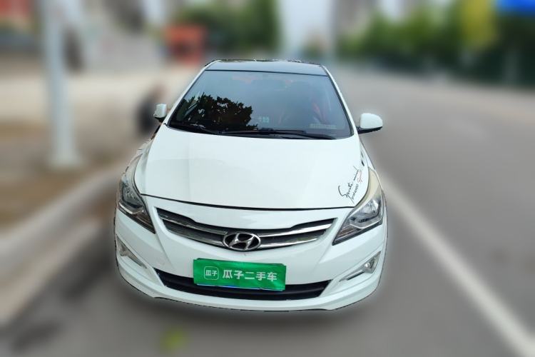 Used Hyundai Verna (older generation) 2014 1.4L Manual Smart GLS Trim Front