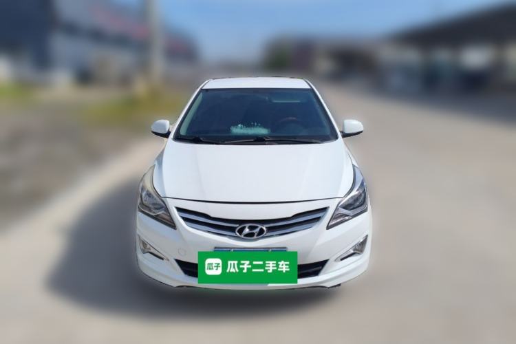 Used Hyundai Verna (older generation) 2014 1.4L Manual Smart GLS Trim Front