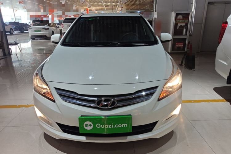 Used Hyundai Verna (older generation) 2014 1.4L Manual Smart GLS Trim Front