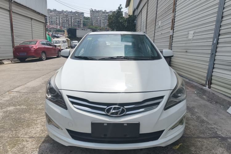 Used Hyundai Verna (older generation) 2014 1.4L Automatic Leading-Edge GLX Front
