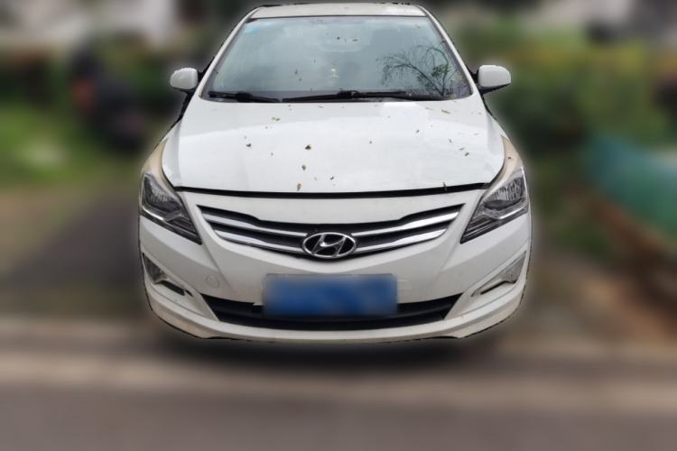 Used Hyundai Verna (older generation) 2014 1.4L Manual Smart GLS Trim Front