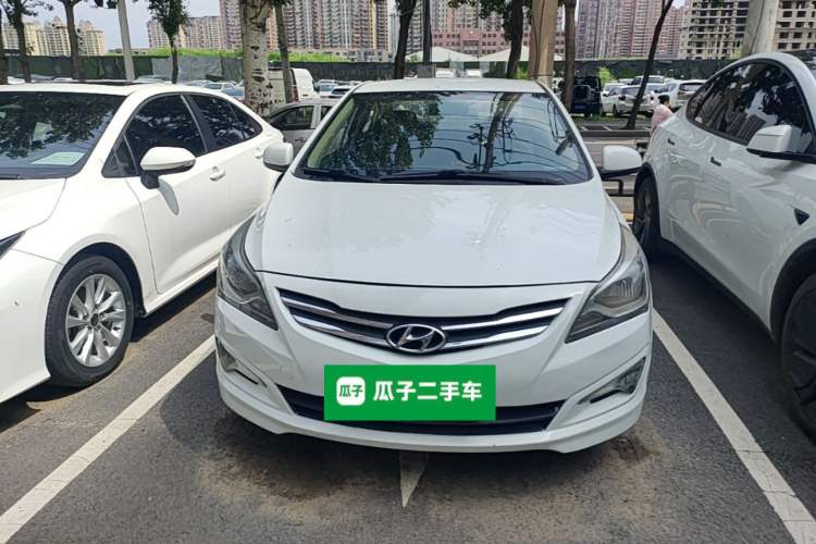 Used Hyundai Verna (older generation) 2014 1.4L Automatic Smart GLS Front