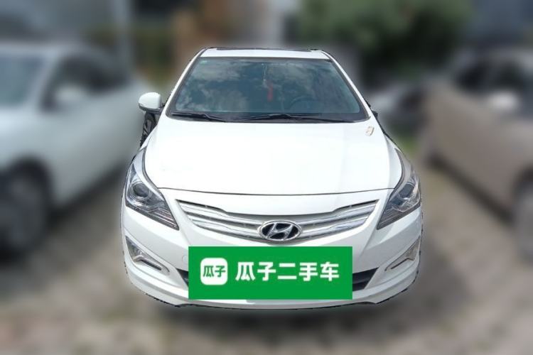 Used Hyundai Verna (older generation) 2014 1.4L Manual Top-Tier Model TOP Front