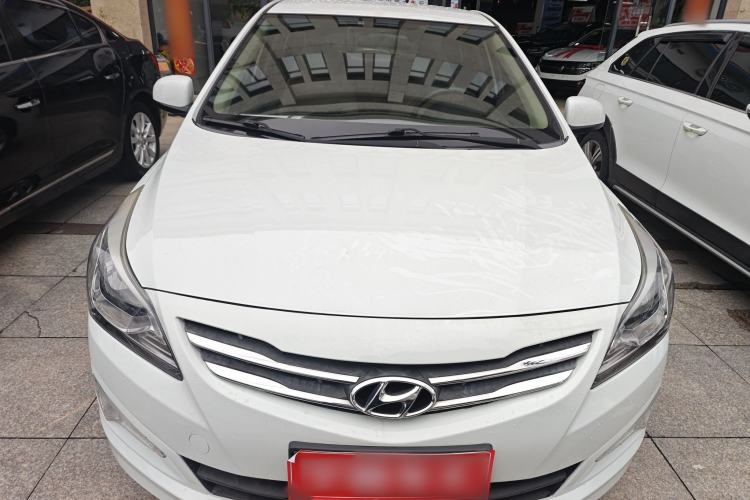 Used Hyundai Verna (older generation) 2014 1.4L Automatic Smart GLS Front