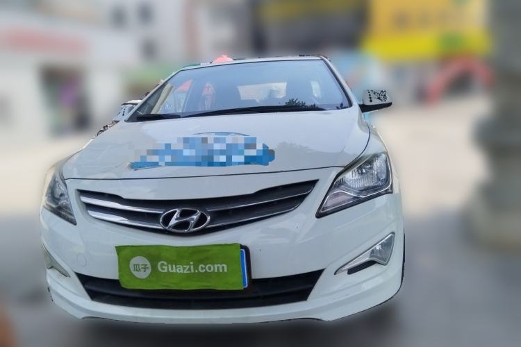 Used Hyundai Verna (older generation) 2014 1.4L Manual Smart GLS Trim Front
