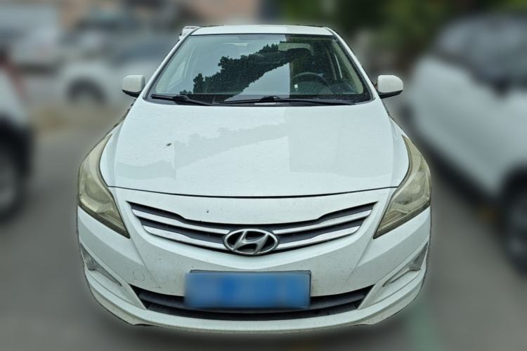 Used Hyundai Verna (older generation) 2014 1.4L Manual Smart GLS Trim Front