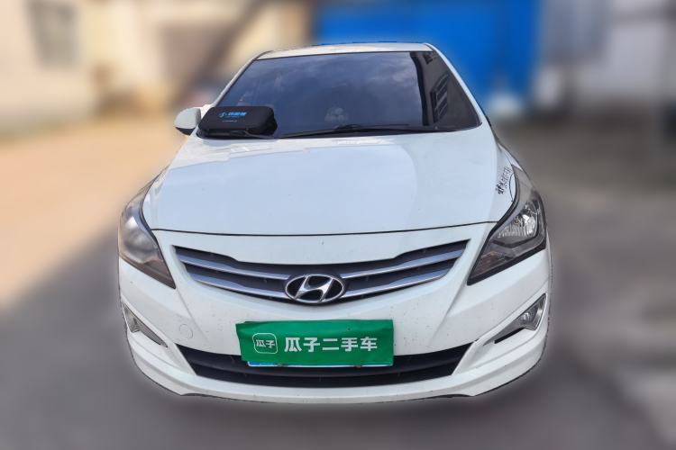 Used Hyundai Verna (older generation) 2014 1.4L Manual Smart GLS Trim Front