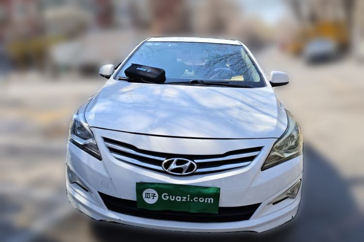 Used Hyundai Verna (older generation) 2014 1.4L Manual Smart GLS Trim Front