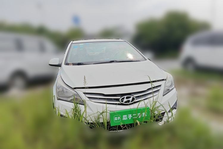 Used Hyundai Verna (older generation) 2014 1.4L Manual Fashion GS Model Front