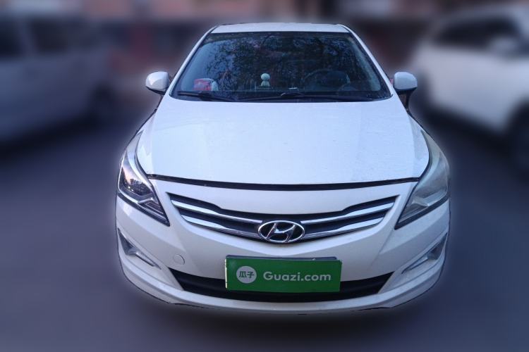 Used Hyundai Verna (older generation) 2014 1.4L Manual Smart GLS Trim Front