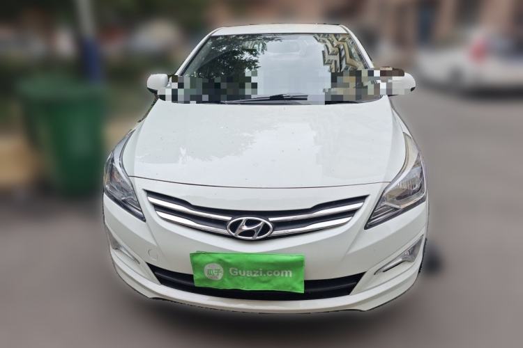 Used Hyundai Verna (older generation) 2014 1.4L Manual Smart GLS Trim Front