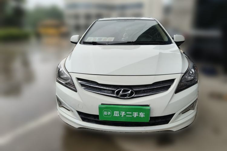 Used Hyundai Verna (older generation) 2014 1.4L Manual Smart GLS Trim Front