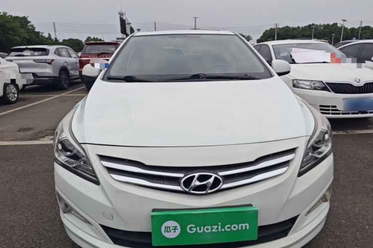 Used Hyundai Verna (older generation) 2014 1.4L Automatic Leading-Edge GLX Front