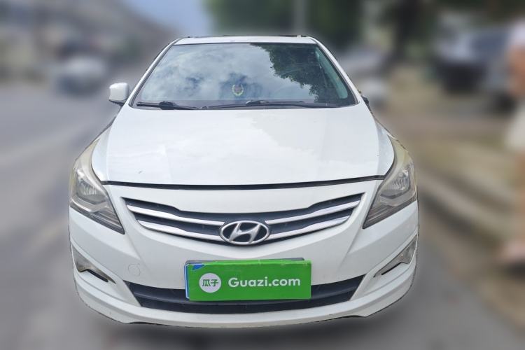 Used Hyundai Verna (older generation) 2014 1.4L Manual Smart GLS Trim Front