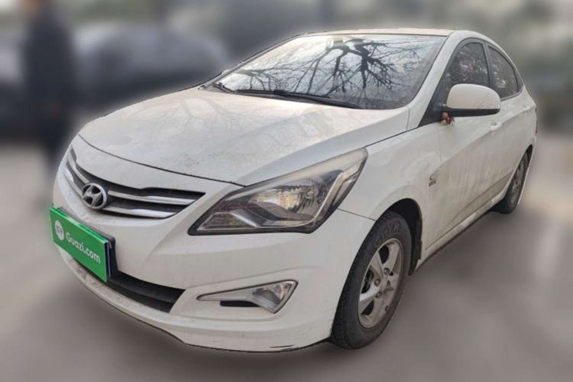Used Hyundai Verna (older generation) 2014 1.4L Manual Smart GLS Trim Front Left 45 Deg