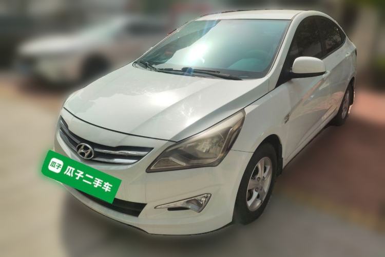 Used Hyundai Verna (older generation) 2014 1.4L Automatic Smart GLS Front Left 45 Deg