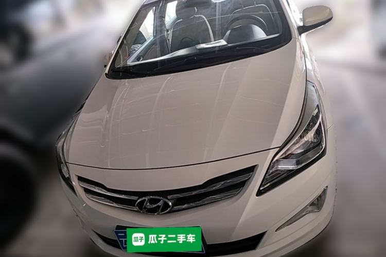 Used Hyundai Verna (older generation) 2014 1.4L Manual Smart GLS Trim Front