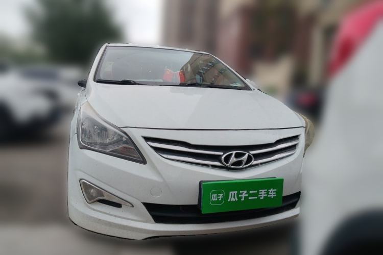 Used Hyundai Verna (older generation) 2014 1.4L Manual Smart GLS Trim Front