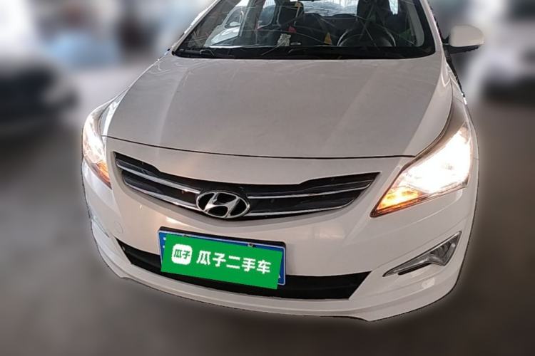 Used Hyundai Verna (older generation) 2014 1.4L Manual Smart GLS Trim Front