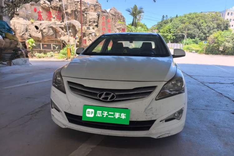 Used Hyundai Verna (older generation) 2014 1.4L Automatic Leading-Edge GLX Front
