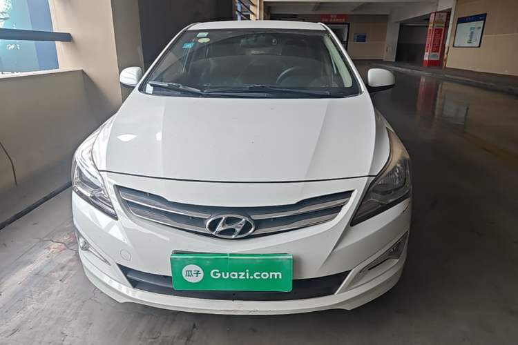 Used Hyundai Verna (older generation) 2014 1.4L Manual Smart GLS Trim Front
