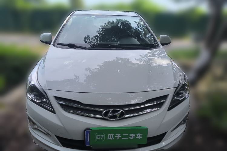 Used Hyundai Verna (older generation) 2014 1.4L Automatic Leading-Edge GLX Front