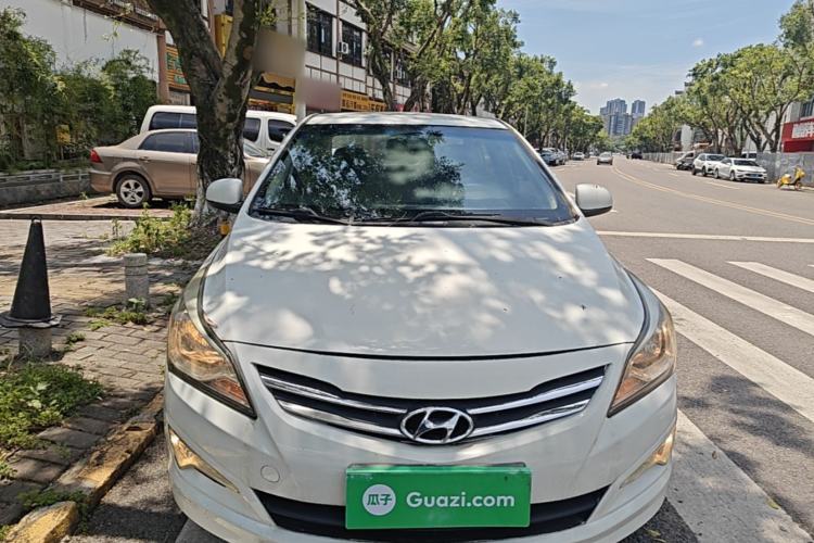 Used Hyundai Verna (older generation) 2014 1.4L Manual Smart GLS Trim Front