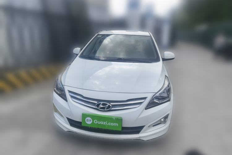 Used Hyundai Verna (older generation) 2014 1.4L Manual Smart GLS Trim Front