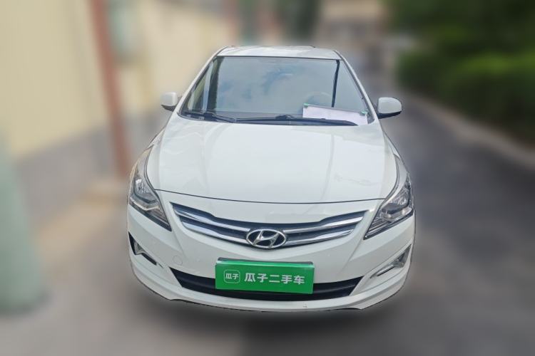 Used Hyundai Verna (older generation) 2014 1.4L Manual Smart GLS Trim Front
