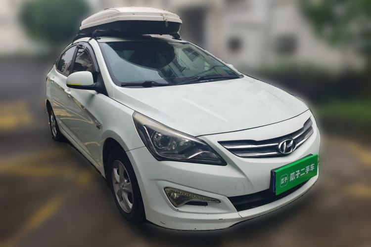 Used Hyundai Verna (older generation) 2014 1.4L Automatic Smart GLS Front Right 45 Deg
