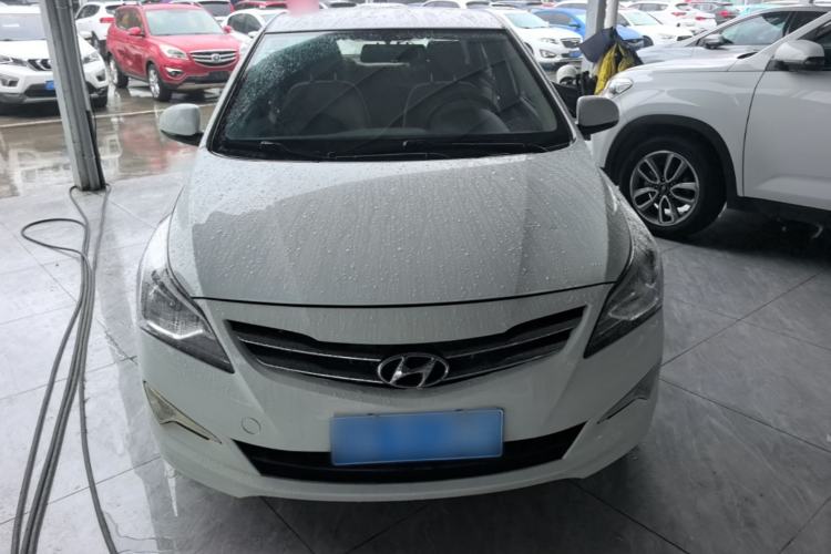 Used Hyundai Verna (older generation) 2014 1.4L Manual Smart GLS Trim Front
